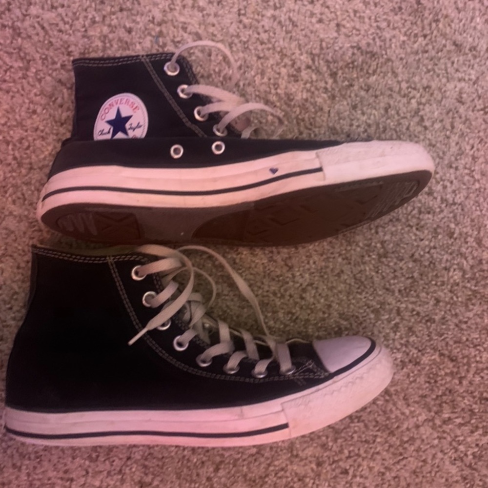 Black high top converse